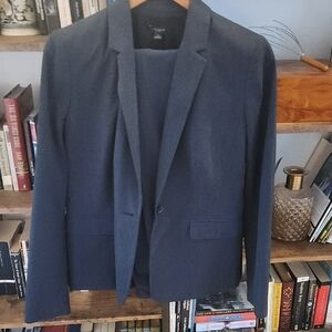 Ann Taylor Women's Navy Blazer